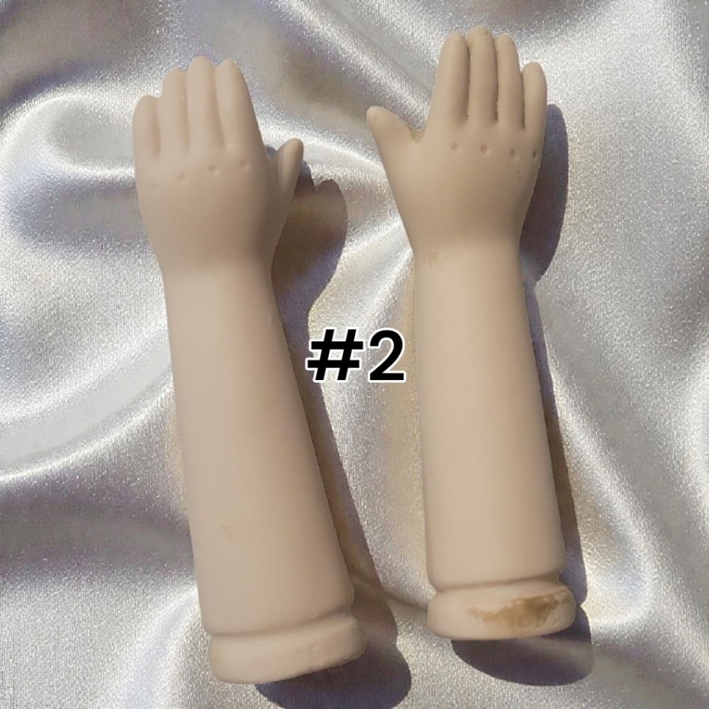 Vtg Porcelain/Bisque COLLECTIBLE DOLL ARMS/HANDS 3.25" BODY PARTS